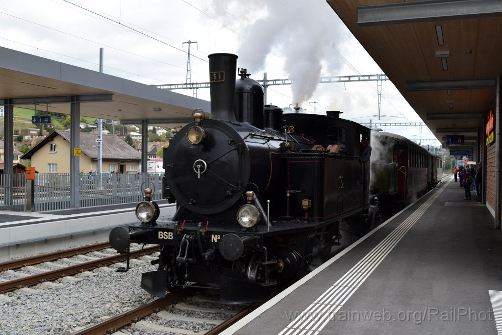 4701-0025-081017.jpg - BSB Ed 3/4 51 + GTB Ed 3/3 3 / Huttwil 8.10.2017