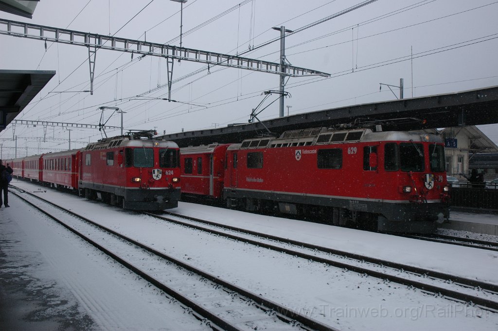 2721-0037-150313.jpg - RhB Ge 4/4'' 629 «Tiefencastel» + Ge 4/4'' 624 «Celerina / Schlarigna» / Landquart 15.3.2013