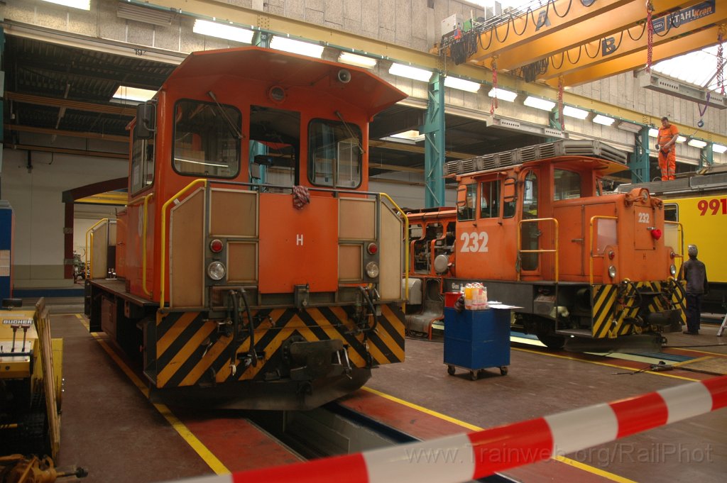 2722-0038-150313.jpg - RhB Tmf 2/2 89 + Gm 3/3 232 / Landquart 15.3.2013