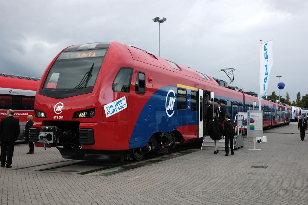 3286-0039-250914.jpg - ZS 413.004-3 "The 1000th Flirt sold!" / Berlin Messe (Innotrans) 25.9.2014