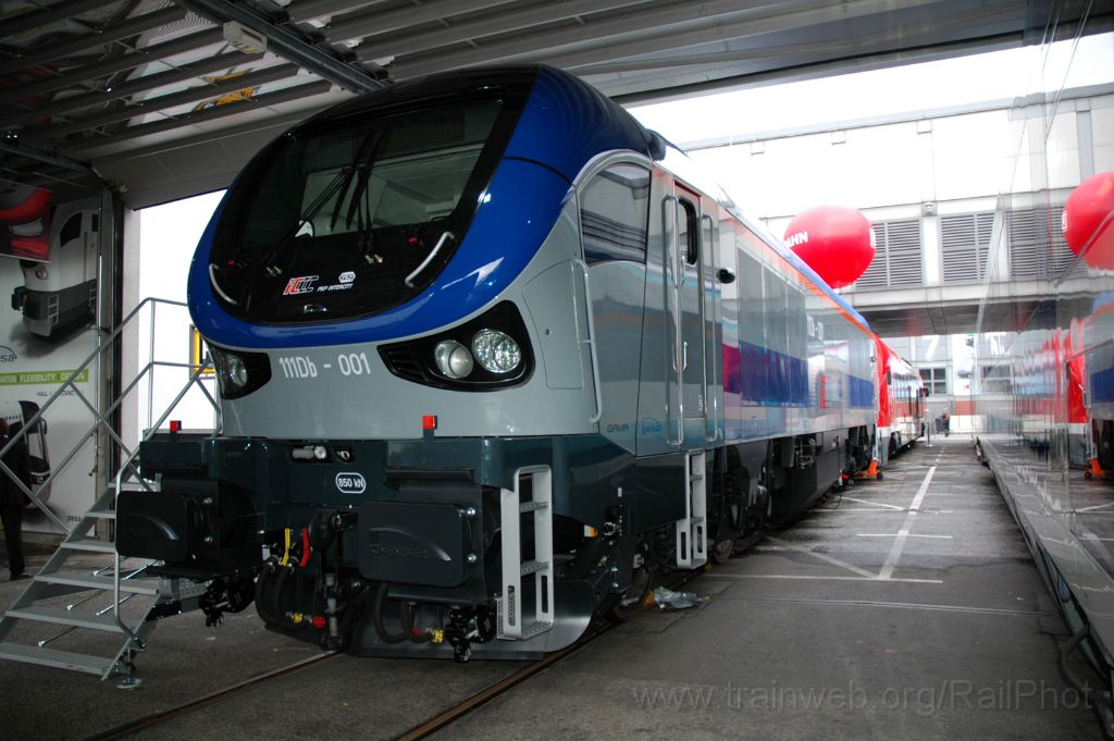 3287-0014-250914.jpg - PKP 111Db-001 / Berlin Messe (Innotrans) 25.9.2014