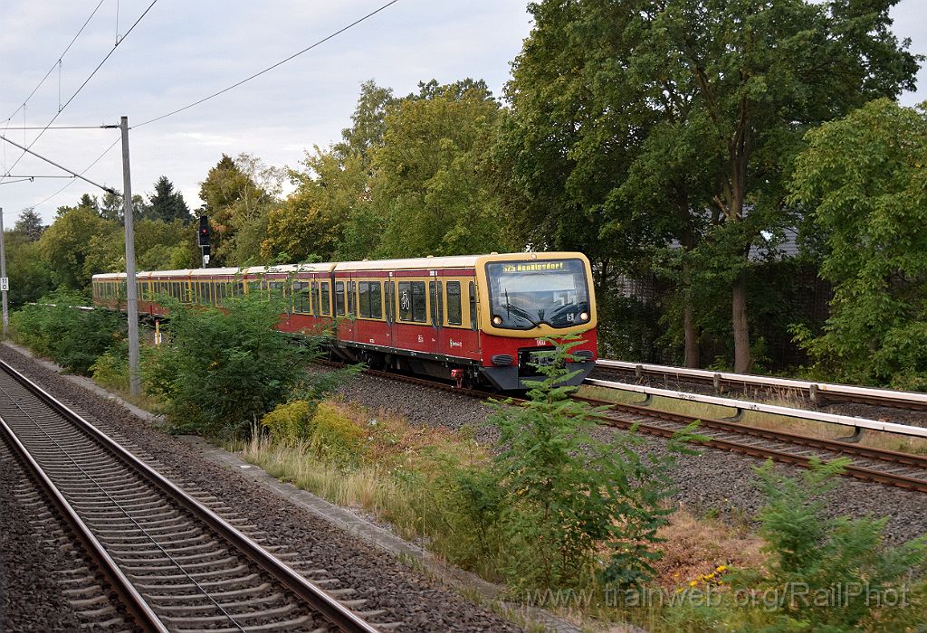 4155-0002-210916.jpg - DBAG 481.355-6 / Berlin (Lichterfelde) 21.9.2016