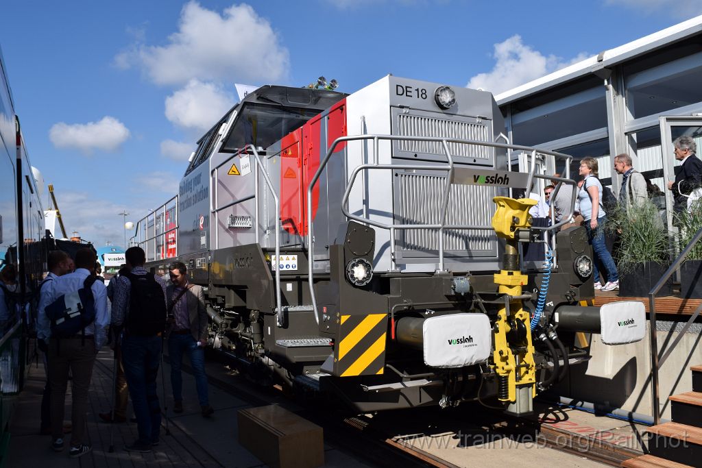 4158-0045-210916.jpg - Akiem DE18 / Berlin Messe (Innotrans) 21.9.2016