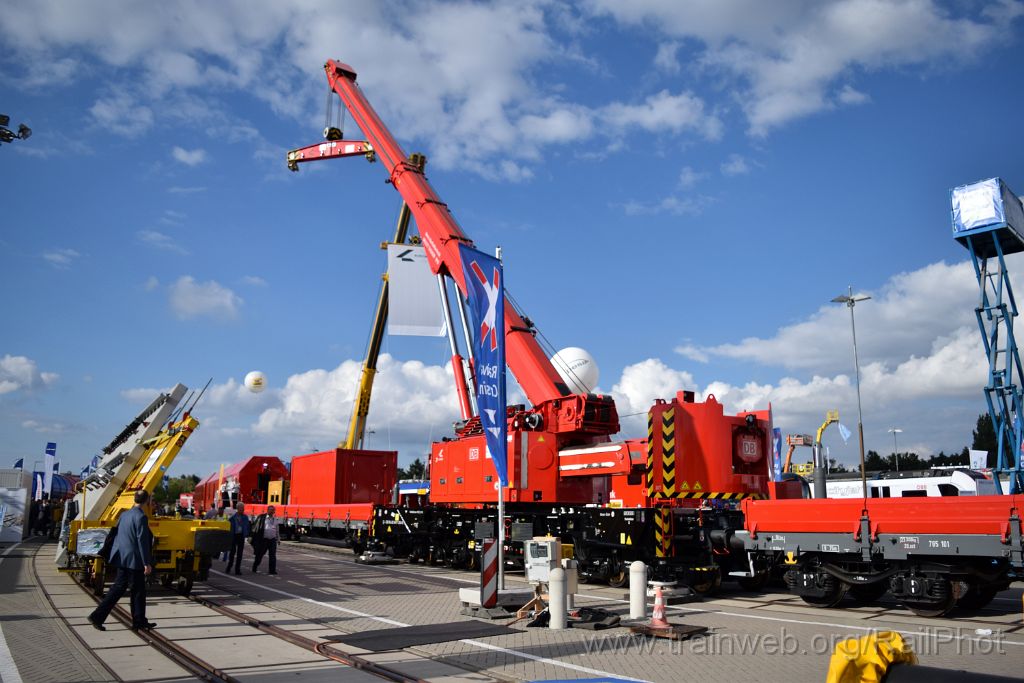 4161-0028-210916.jpg - DBAG 733.001 / Berlin Messe (Innotrans) 21.9.2016