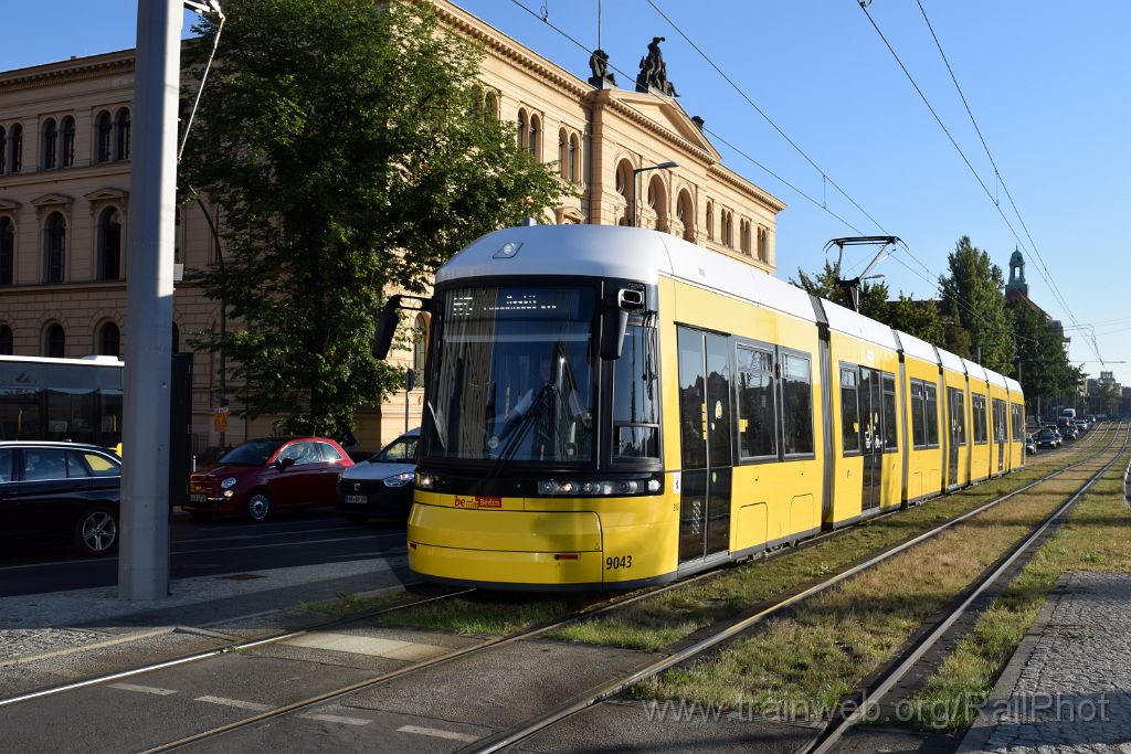 4162-0036-220916.jpg - BVG GT8-08 ZR 9043 / Hauptbahnhof 22.9.2016