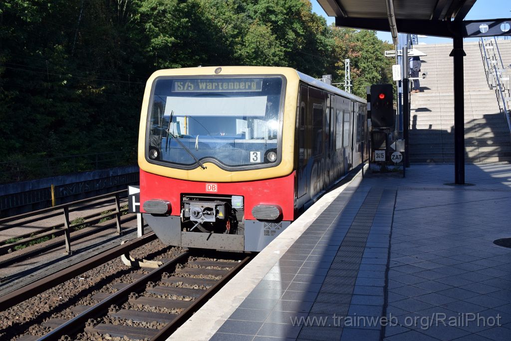 4168-0004-220916.jpg - DBAG 481.047-9 / Berlin-Messe Süd (Eichkamp) 22.9.2016