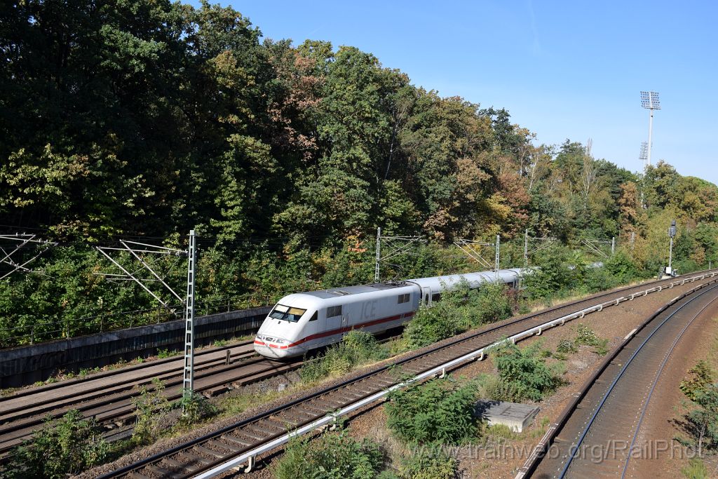 4168-0025-220916.jpg - DBAG ICE 401.066-6 / Berlin-Messe Süd (Eichkamp) 22.9.2016