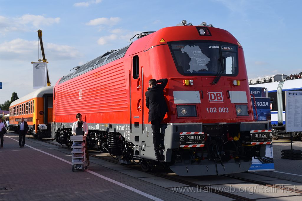 4172-0041-220916.jpg - DBAG 102.003 / Berlin Messe (Innotrans) 22.9.2016