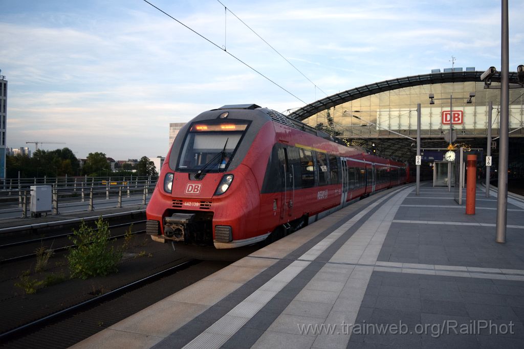4174-0014-220916.jpg - DBAG 442.138 / Berlin Hbf 22.9.2016
