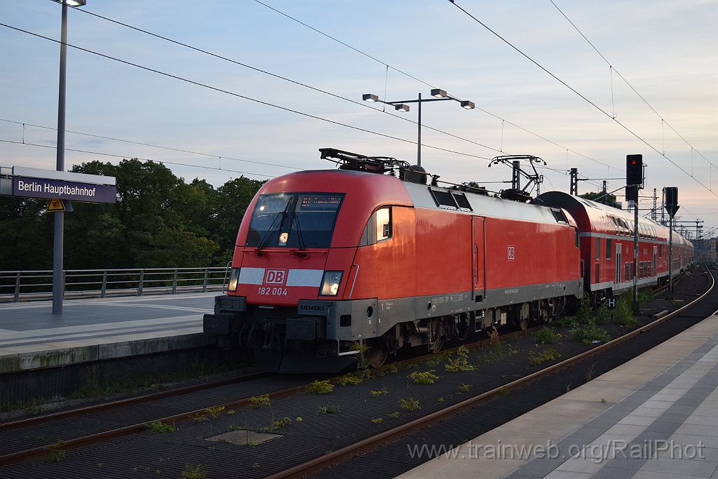 4174-0044-220916.jpg - DBAG 182.004 / Berlin Hbf 22.9.2016