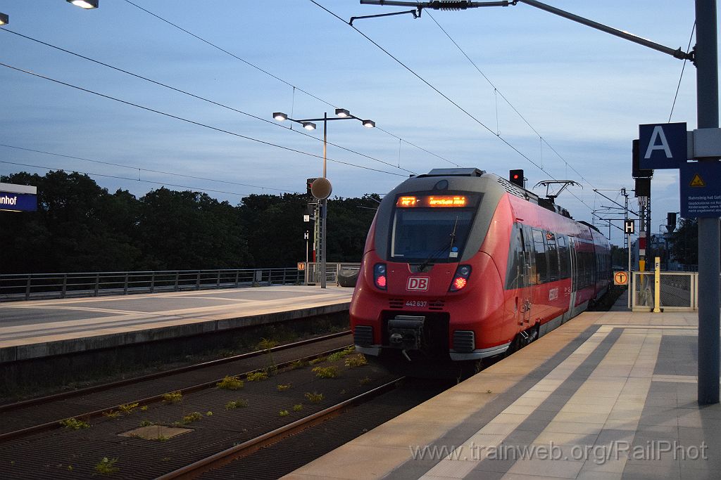 4176-0043-220916.jpg - DBAG 442.637 / Berlin Hbf 22.9.2016