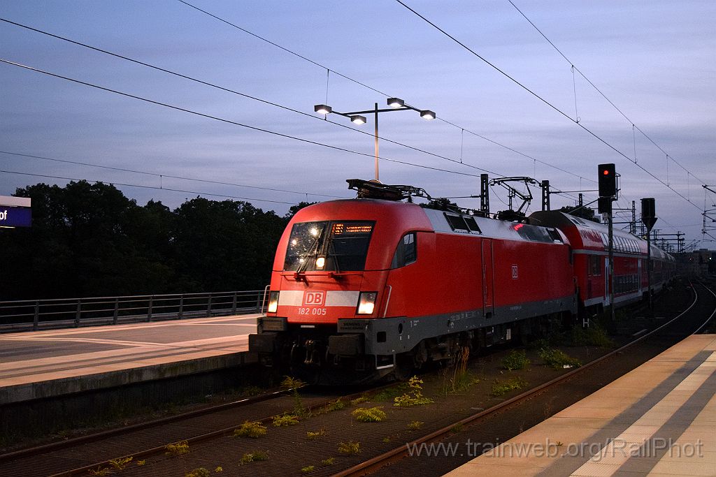 4176-0049-220916.jpg - DBAG 182.005 / Berlin Hbf 22.9.2016
