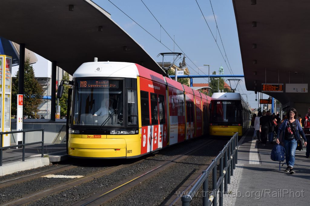 4179-0026-230916.jpg - BVG GT8-08 ER 8011 "Berliner Sparkasse" / Hauptbahnhof 23.9.2016