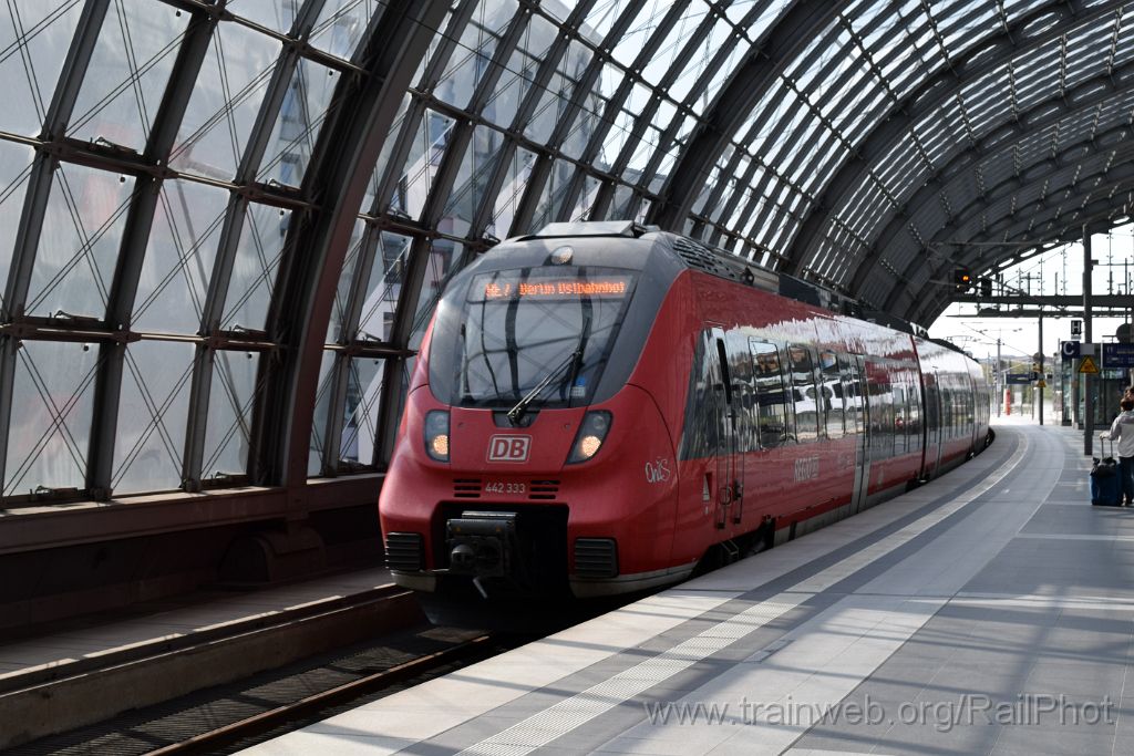 4179-0041-230916.jpg - DBAG 442.333 / Berlin Hbf 23.9.2016