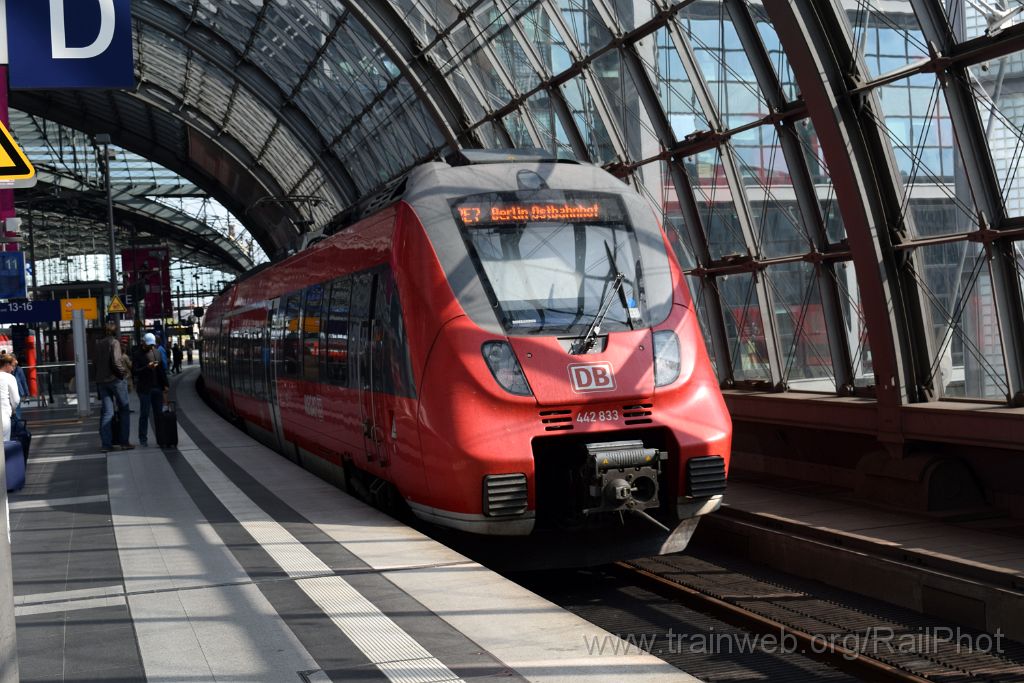 4179-0043-230916.jpg - DBAG 442.833 / Berlin Hbf 23.9.2016