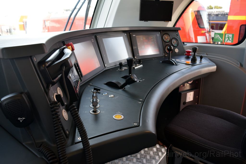 5125-0013-200918.jpg - Newag E6ACTa-002 "Dragon 2" / Berlin Messe (Innotrans) 20.9.2018