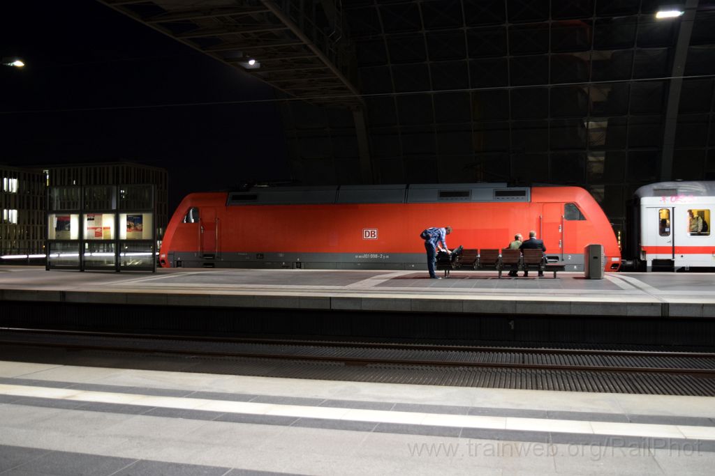 5127-0047-200918.jpg - DBAG 101.098-2 / Berlin Hbf 20.9.2018