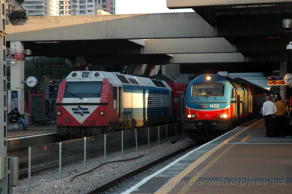 3486-0027-220115.jpg - IR JT42BW 738 + IR Euro 4000 1402 / Tel-Aviv Savidor center 22.1.2015