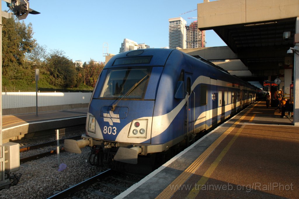 3488-0044-220115.jpg - IR DVT 803 / Tel-Aviv Savidor center 22.1.2015