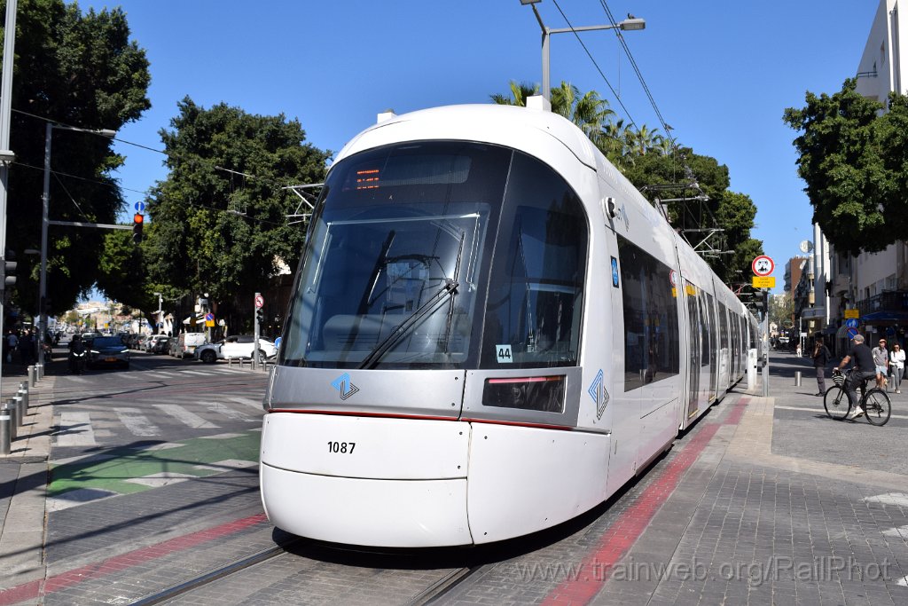 10223-0011-200226.jpg - DanKal Tw.1067 + Tw.1087 / Bloomfield Stadium 20.2.2026