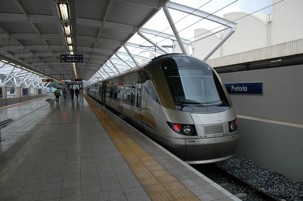 2269-0050-111211.jpg - Gautrain 301.017 / Pretoria 11.12.2011