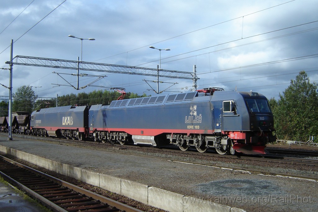 1377-0015-260807.jpg - MTAB IORE 103 "Luleå" + 113 "Bergfors" / Narvik 26.8.2007