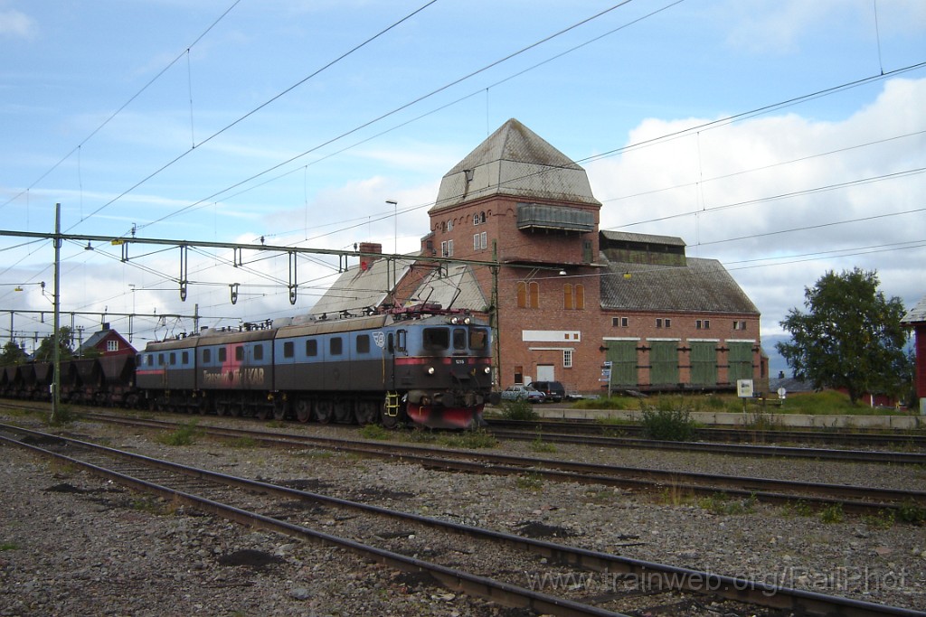 1378-0017-270807.jpg - MTAB Dm3 1215 / 1245 "Josefina" / Abisko Östra 27.8.2007