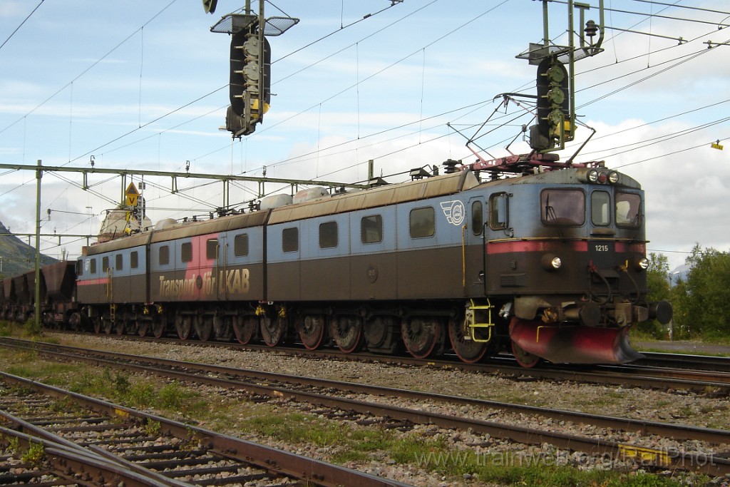 1378-0042-270807.jpg - MTAB Dm3 1215 / 1245 "Josefina" / Abisko Östra 27.8.2007