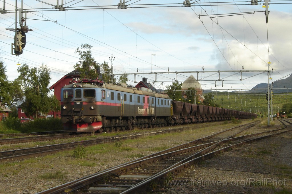 1379-0023-270807.jpg - MTAB Dm3 1209 / 1234 "Victor" / Abisko Östra 27.8.2007