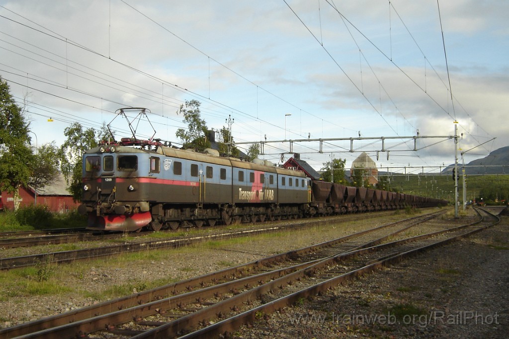 1379-0029-270807.jpg - MTAB Dm3 1209 / 1234 "Victor" / Abisko Östra 27.8.2007