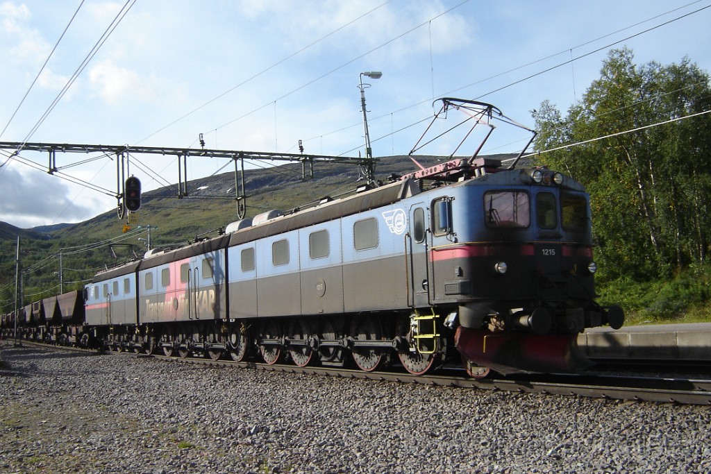 1381-0031-280807.jpg - MTAB Dm3 1215 / 1245 "Josefina" / Björkliden 28.8.2007