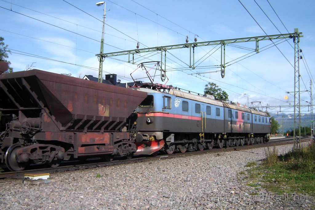 1381-0033-280807.jpg - MTAB Dm3 1216 / 1245 "Josefina" / Björkliden 28.8.2007