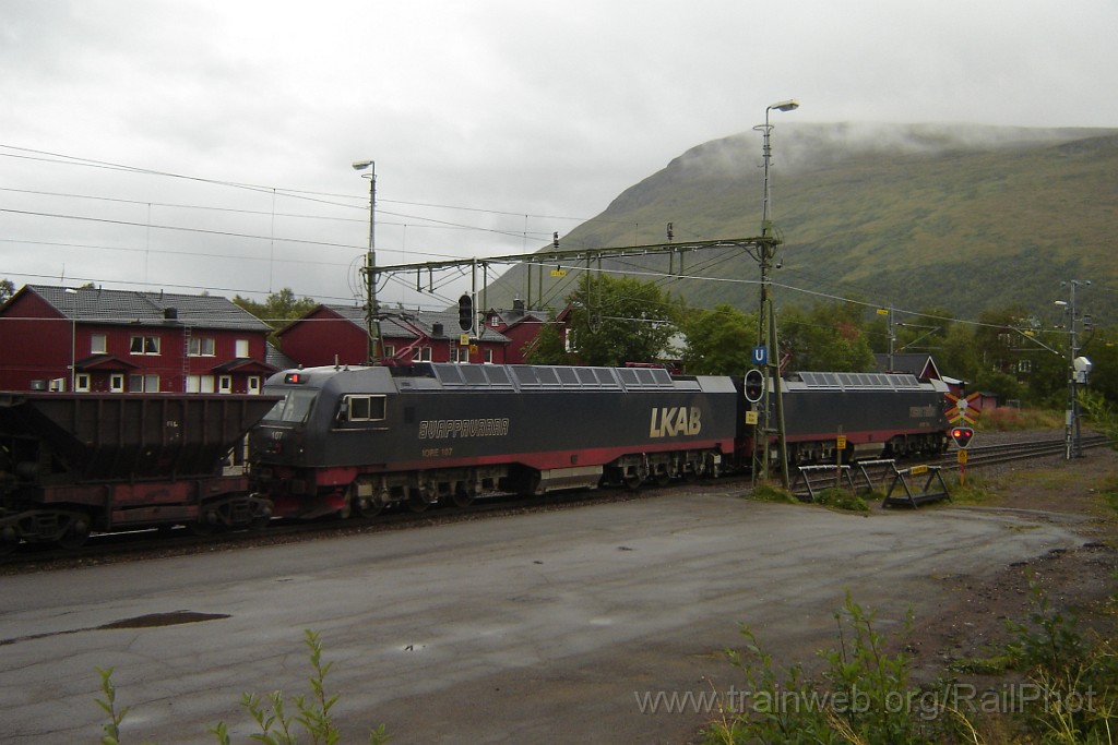 1382-0046-280807.jpg - MTAB IORE 107 "Svappavaara" + 108 "Torneträsk" / Björkliden 28.8.2007