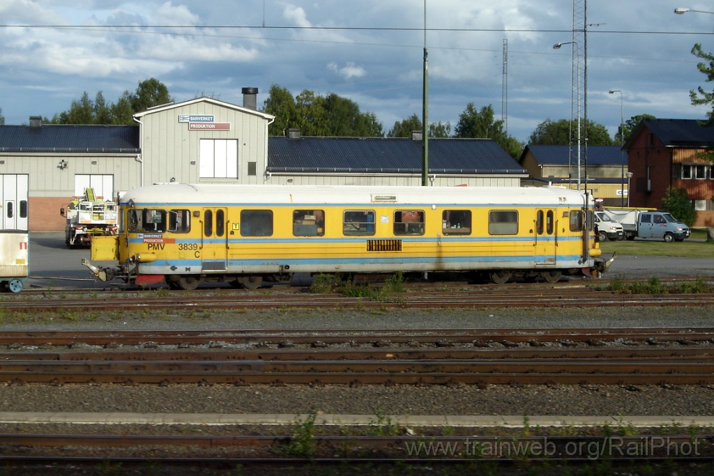 1384-0015-290807.jpg - BV PMV 3839C / Boden Lokstation 29.8.2007