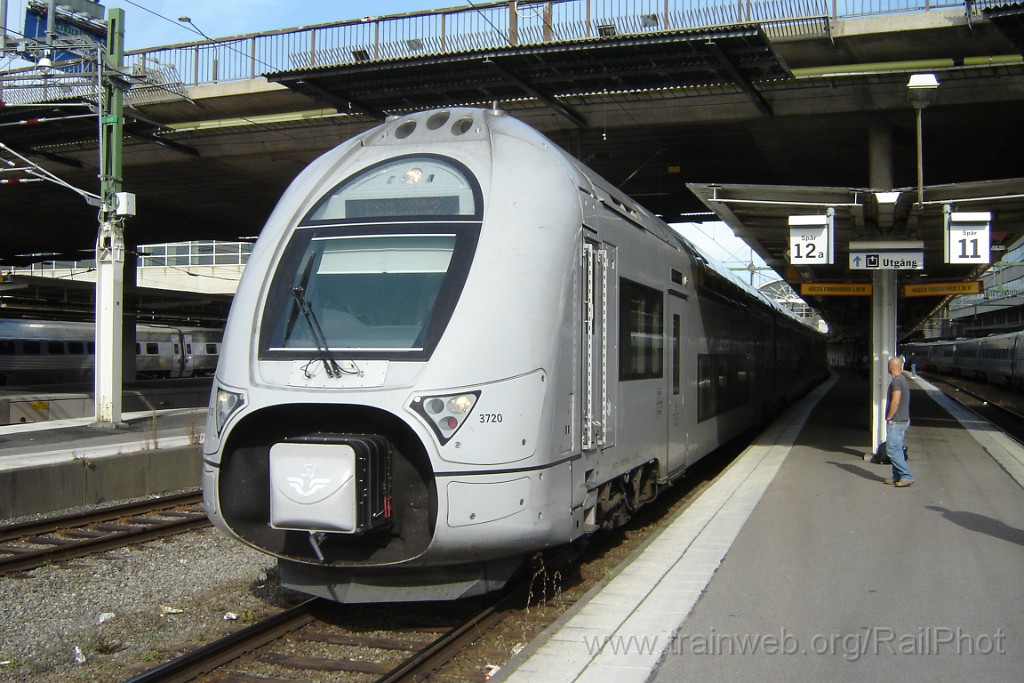 1387-0030-310807.jpg - SJ X40 3720 / Stockholm C 31.8.2007