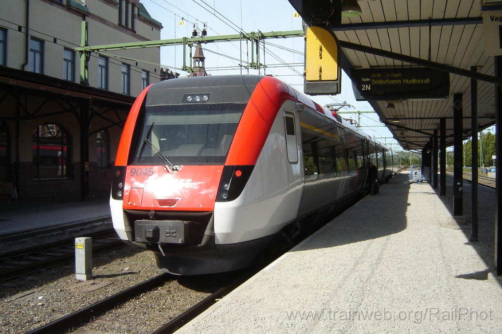 1393-0022-010907.jpg - XT X52 9045 / Gävle C 1.9.2007