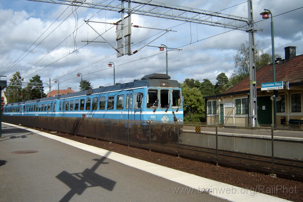 1396-0018-020907.jpg - SL UBxp 137 / Djursholms Ösby 2.9.2007