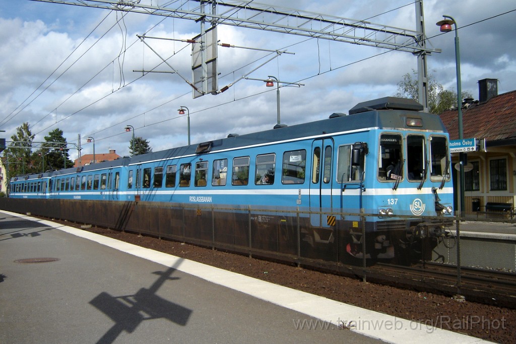 1396-0019-020907.jpg - SL UBxp 137 / Djursholms Ösby 2.9.2007