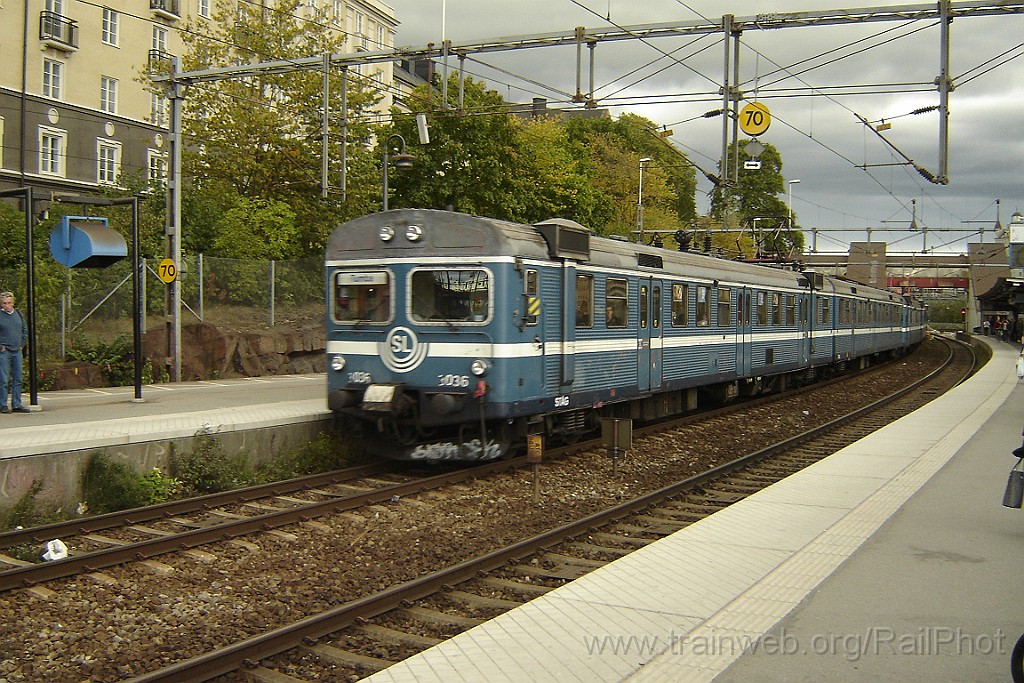 1401-0032-030907.jpg - SL X1 3036 / Karlberg 3.9.2007