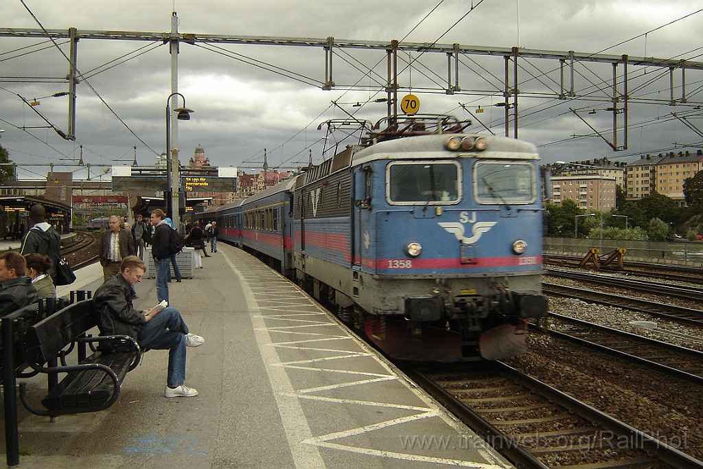 1401-0033-030907.jpg - SJ Rc6.1358 / Karlberg 3.9.2007