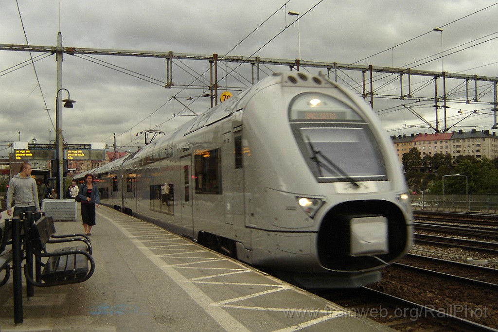 1401-0049-030907.jpg - SJ X40 3722 / Karlberg 3.9.2007