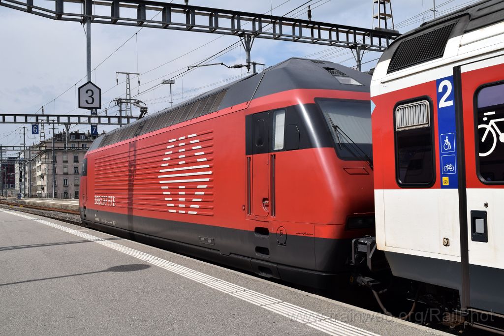 4555-0018-230717.jpg - SBB-CFF Re 460.048-2 "Züri Wyland" / Genève-Cornavin 23.7.2017