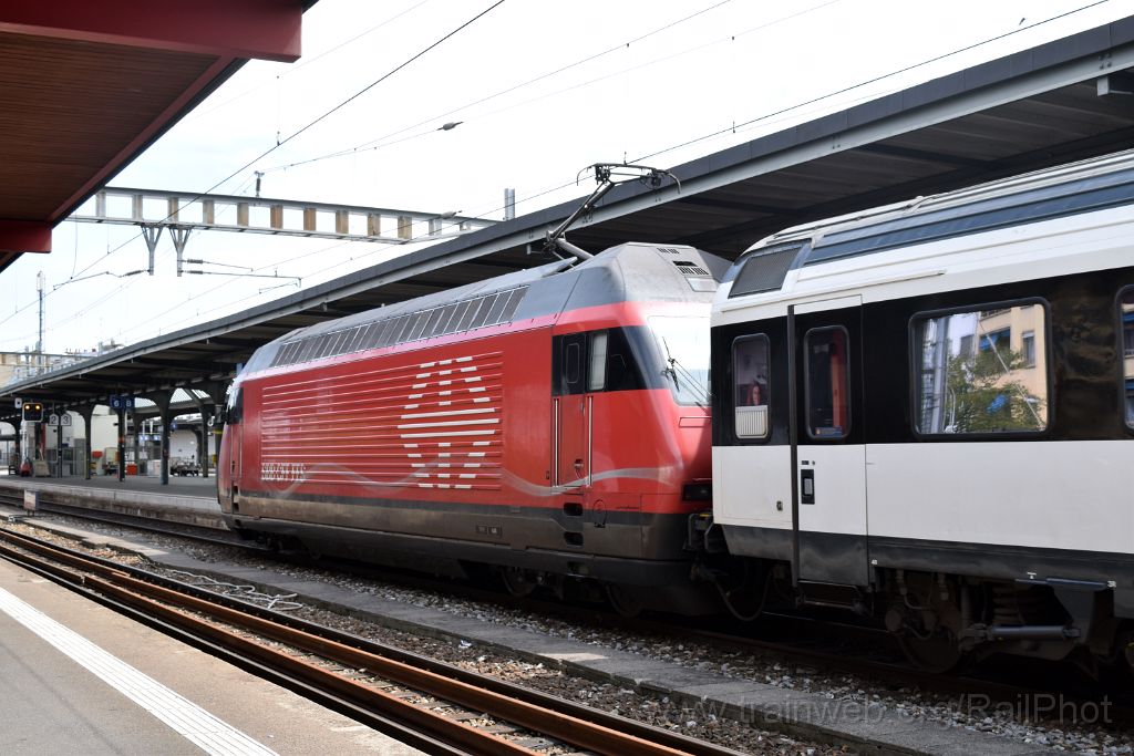 4555-0035-230717.jpg - SBB-CFF Re 460.115-9 "Heidiland" / Genève-Cornavin 23.7.2017