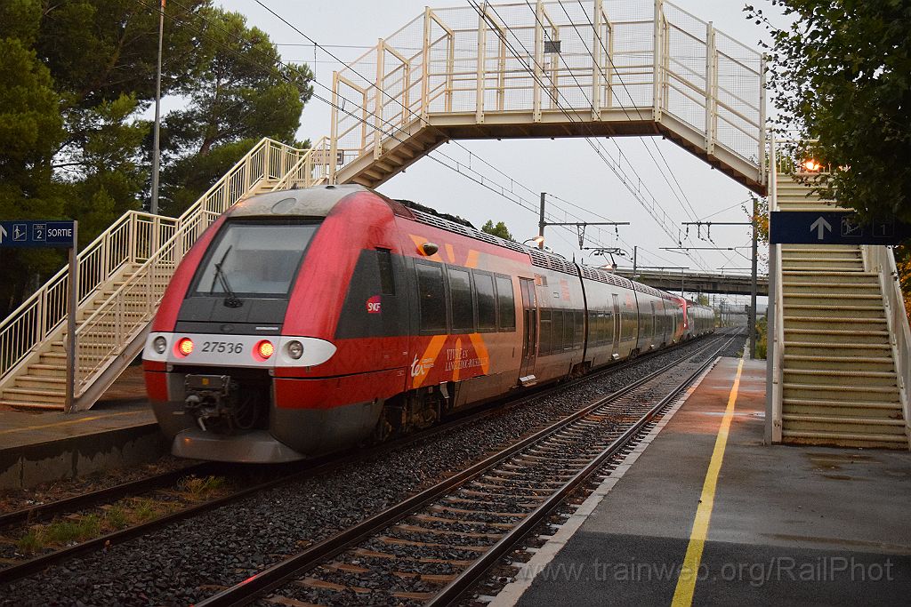 4558-0025-230717.jpg - SNCF Z 27760 + Z 27536 / Leucate-La Franqui 23.7.2017