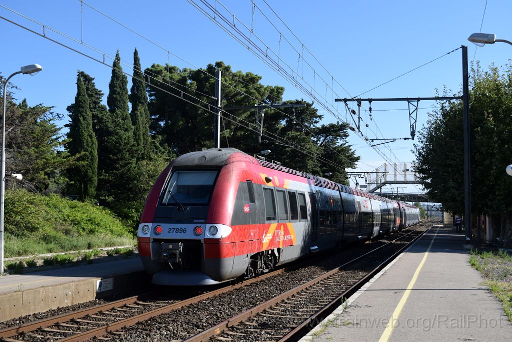 4568-0032-270717.jpg - SNCF Z 27610 + Z 27896 / Leucate-La Franqui 27.7.2017