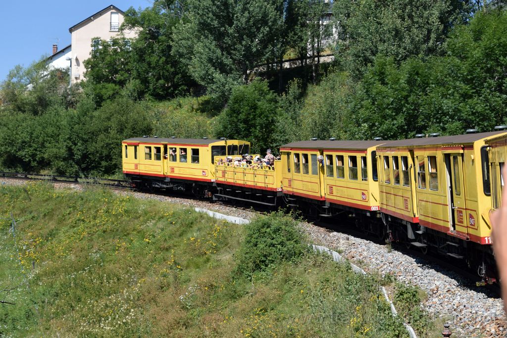 4574-0023-290717.jpg - SNCF ZBDq 109 + ZRBX 20030 + ZRBq 20001 + ZBDq 118 / Mont-Louis 29.7.2017