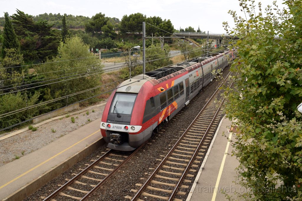 4584-0017-010817.jpg - SNCF Z 27661 + Z 27609 / Leucate-La Franqui 1.8.2017