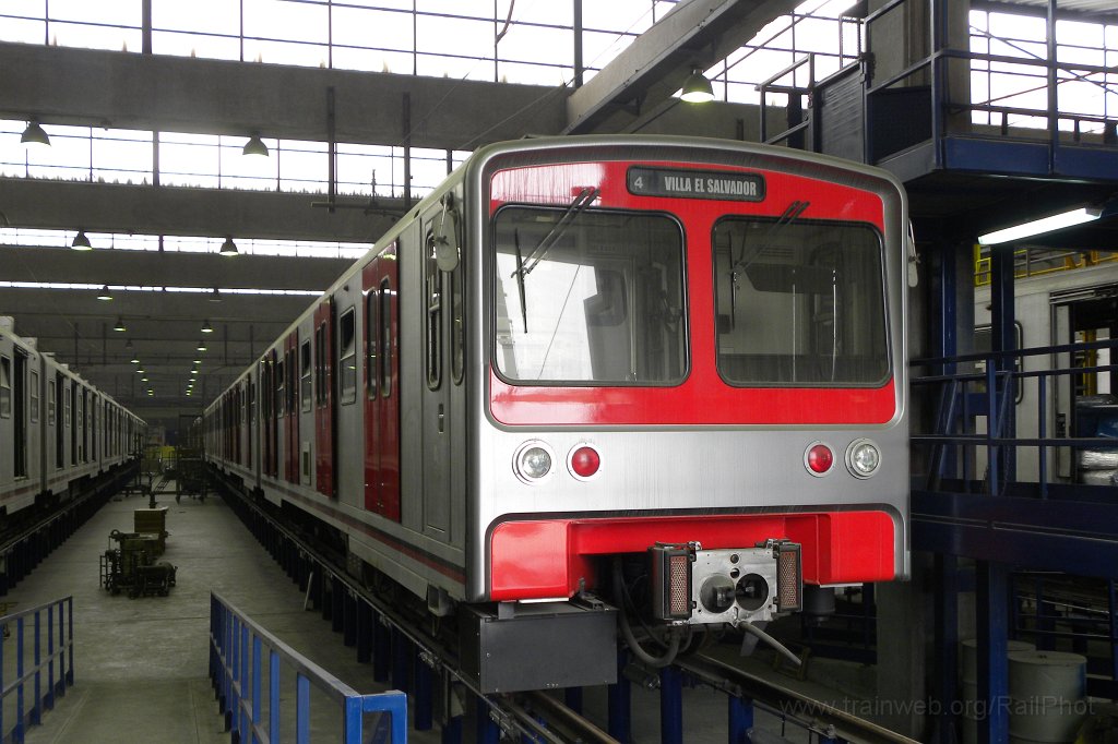 2023-0024-261110red.jpg - AATE ML1.013 / Patio Taller 26.11.2010