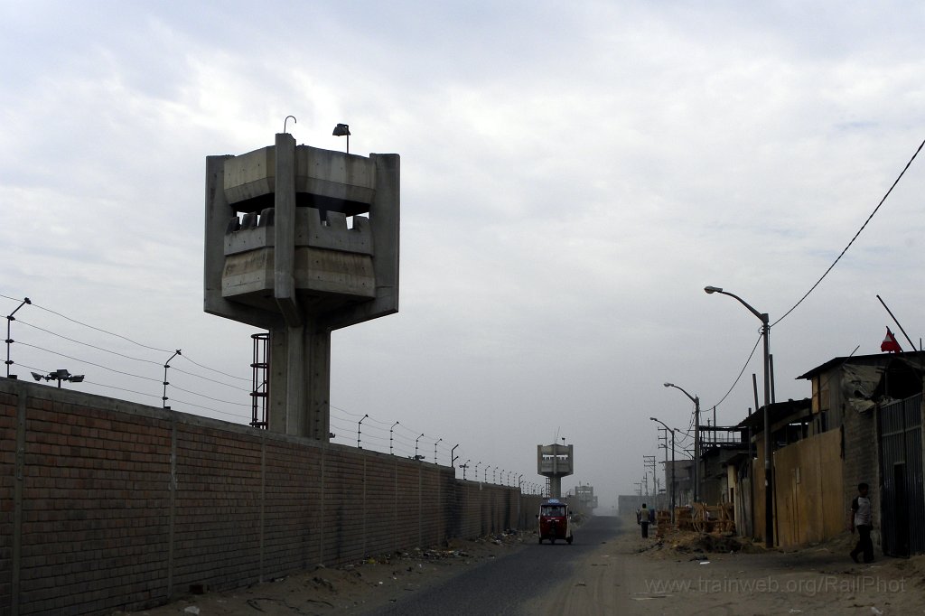 2023-0034-261110red.jpg - Patio Taller 26.11.2010