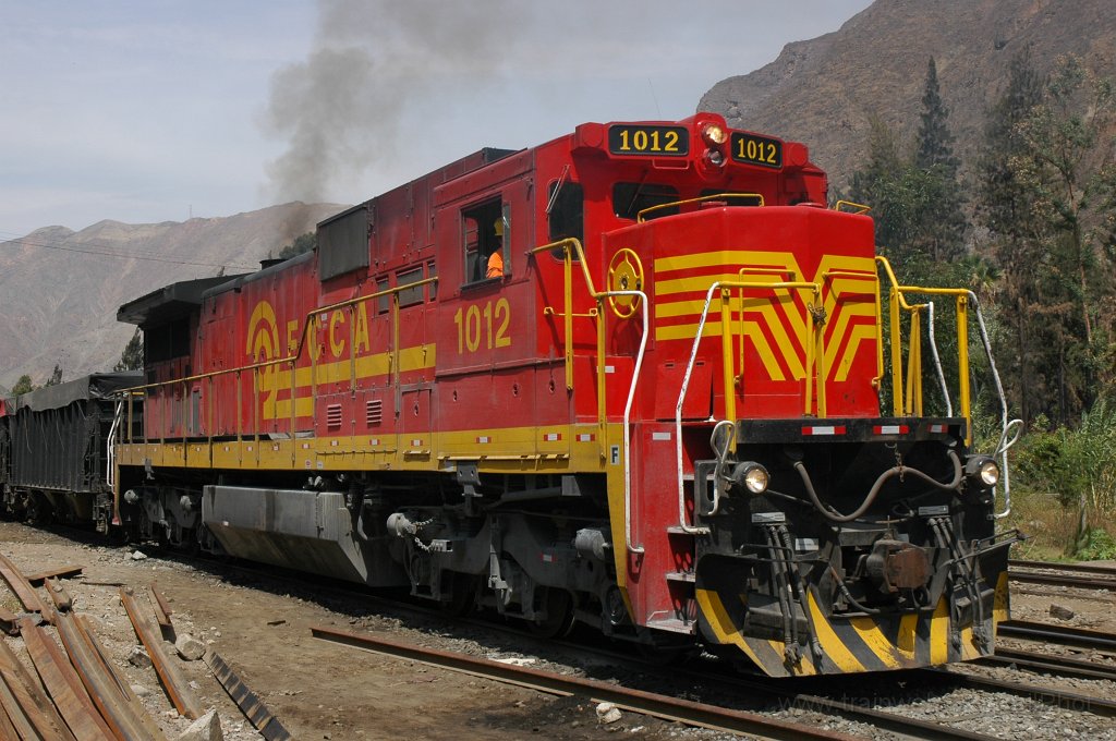 2025-0012-281110.jpg - FCCA GE C39-8 1012 / Tornamesa 28.11.2010